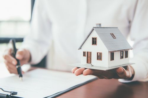 Les 8 bonnes questions à poser avant un achat immobilier en 2025